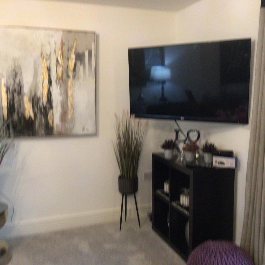 Luxurious River View Apartment With Terrace Worcester Buitenkant foto